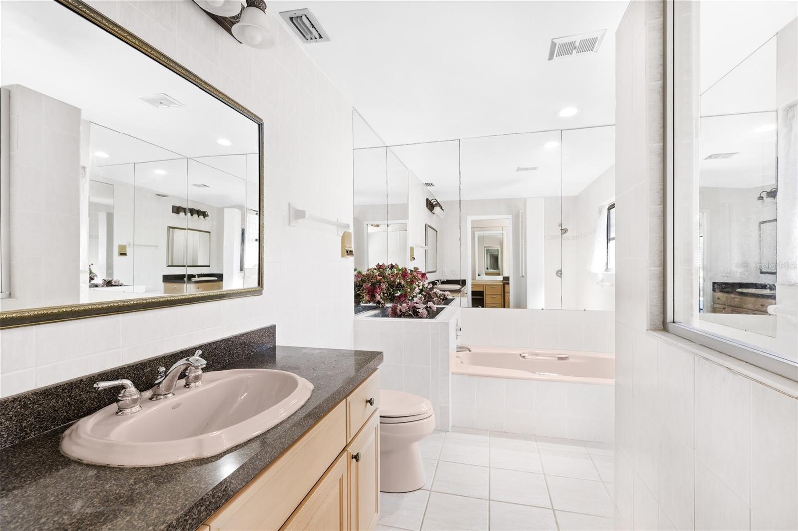 Image 24 of 60 For 4174 Southwell Way