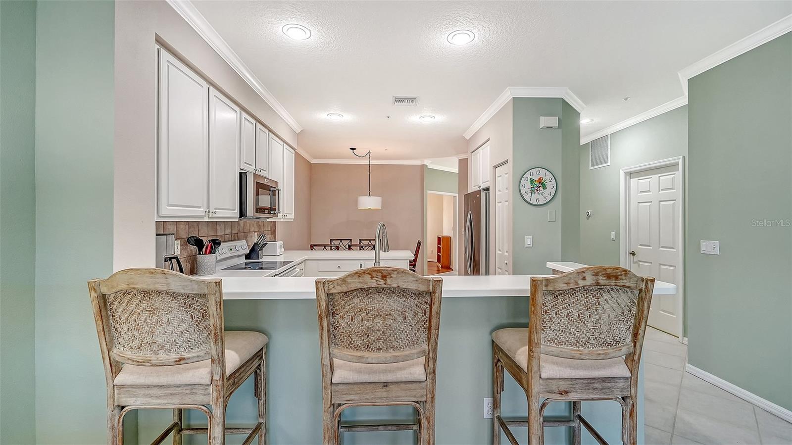 Image 13 of 58 For 291 Hidden Bay Drive 102