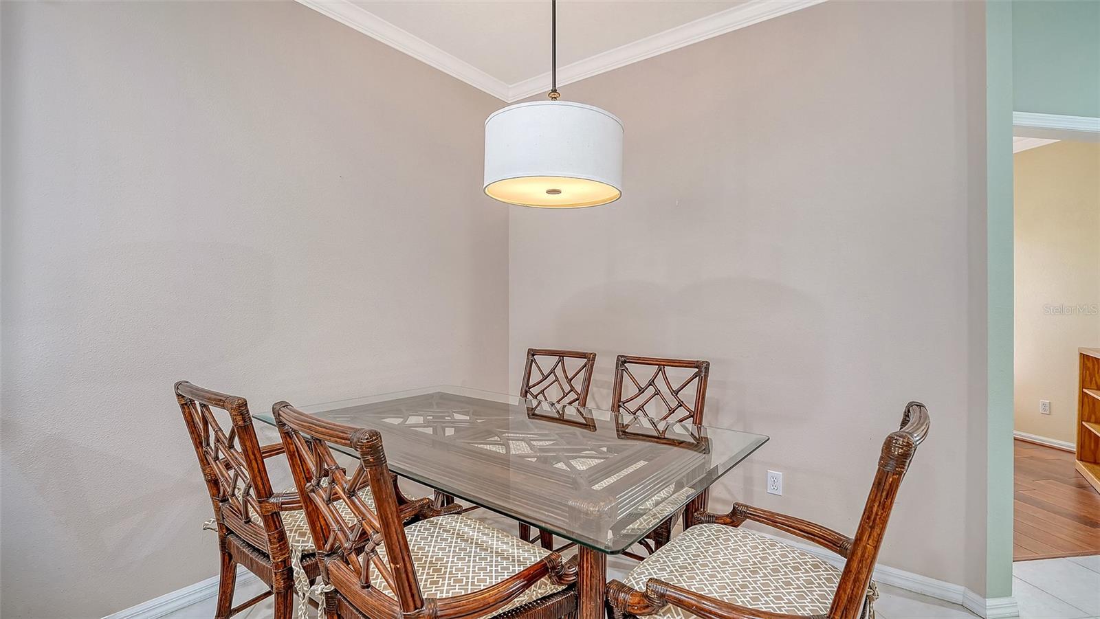 Image 17 of 58 For 291 Hidden Bay Drive 102