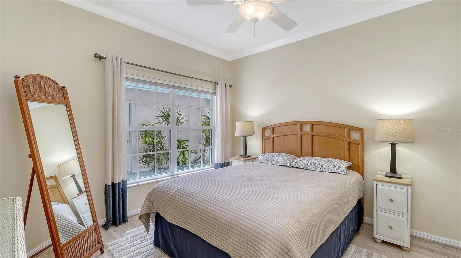 Image 26 of 58 For 291 Hidden Bay Drive 102