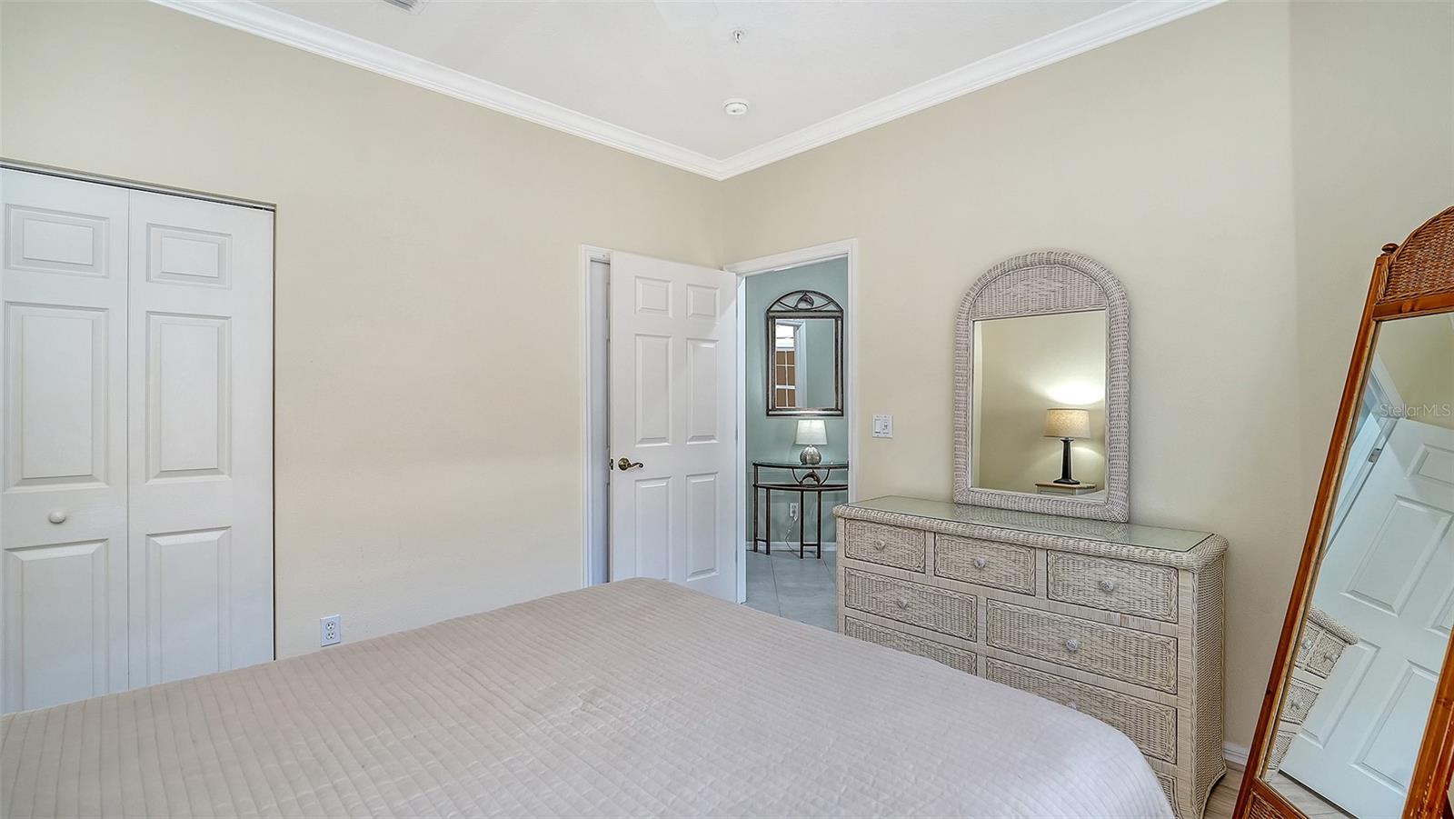 Image 27 of 58 For 291 Hidden Bay Drive 102