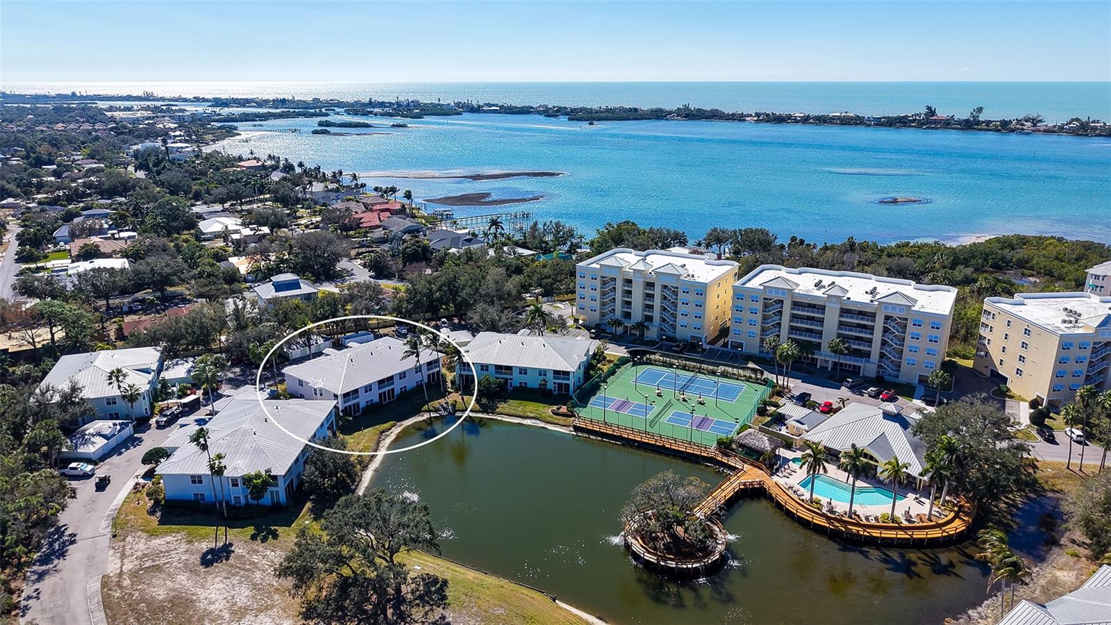 Image 34 of 58 For 291 Hidden Bay Drive 102