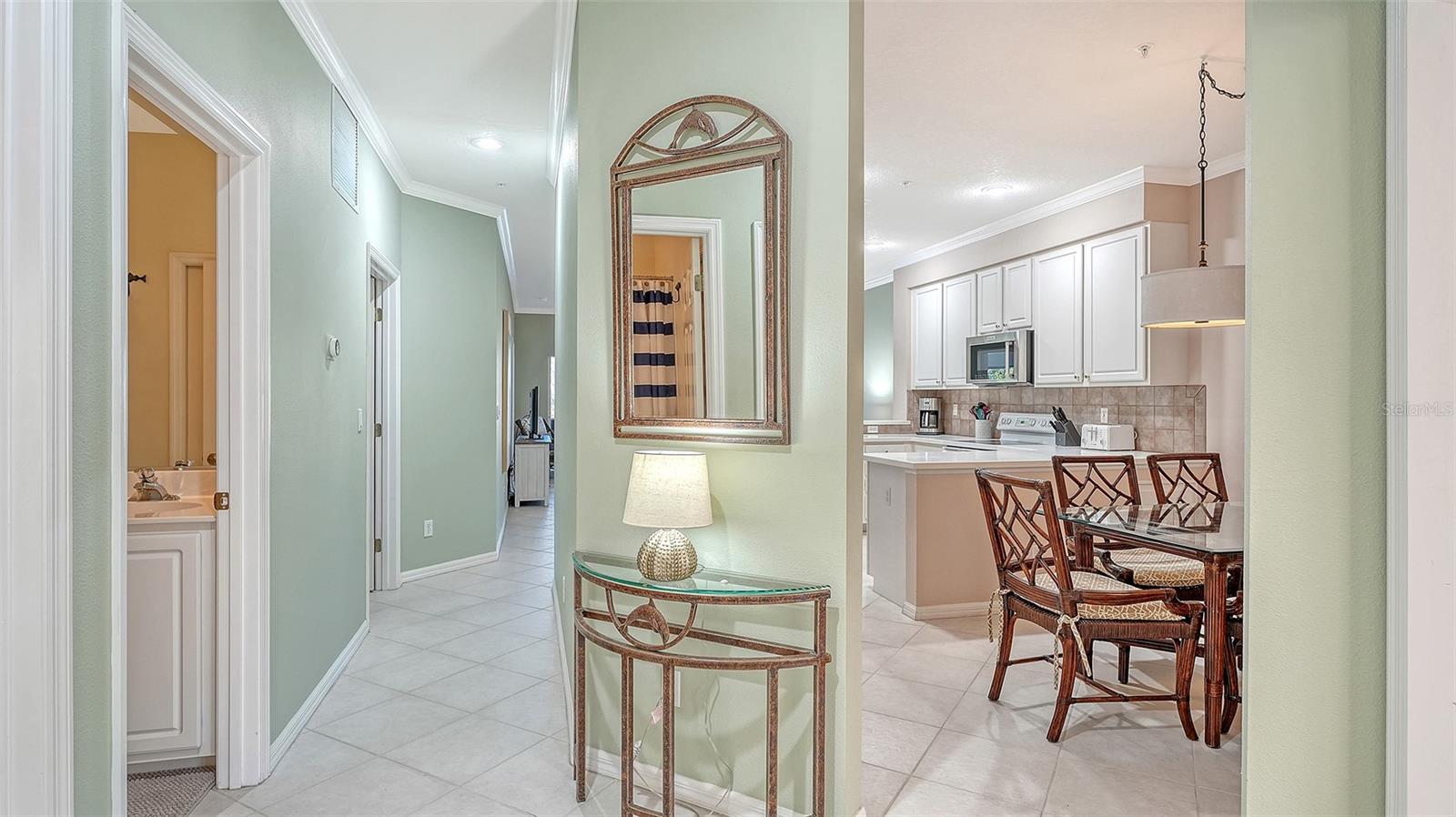 Image 6 of 58 For 291 Hidden Bay Drive 102