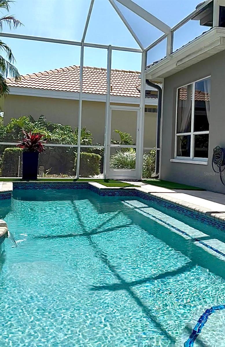 Image 27 of 30 For 405 Wellington Court