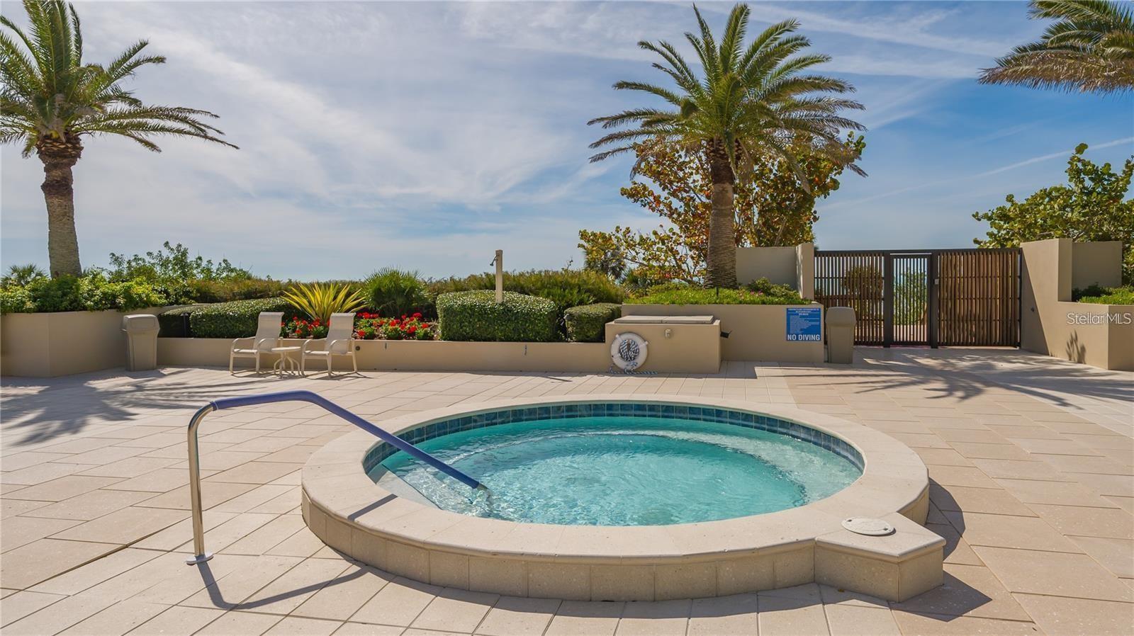 Image 33 of 56 For 1211 Gulf Of Mexico Drive 403