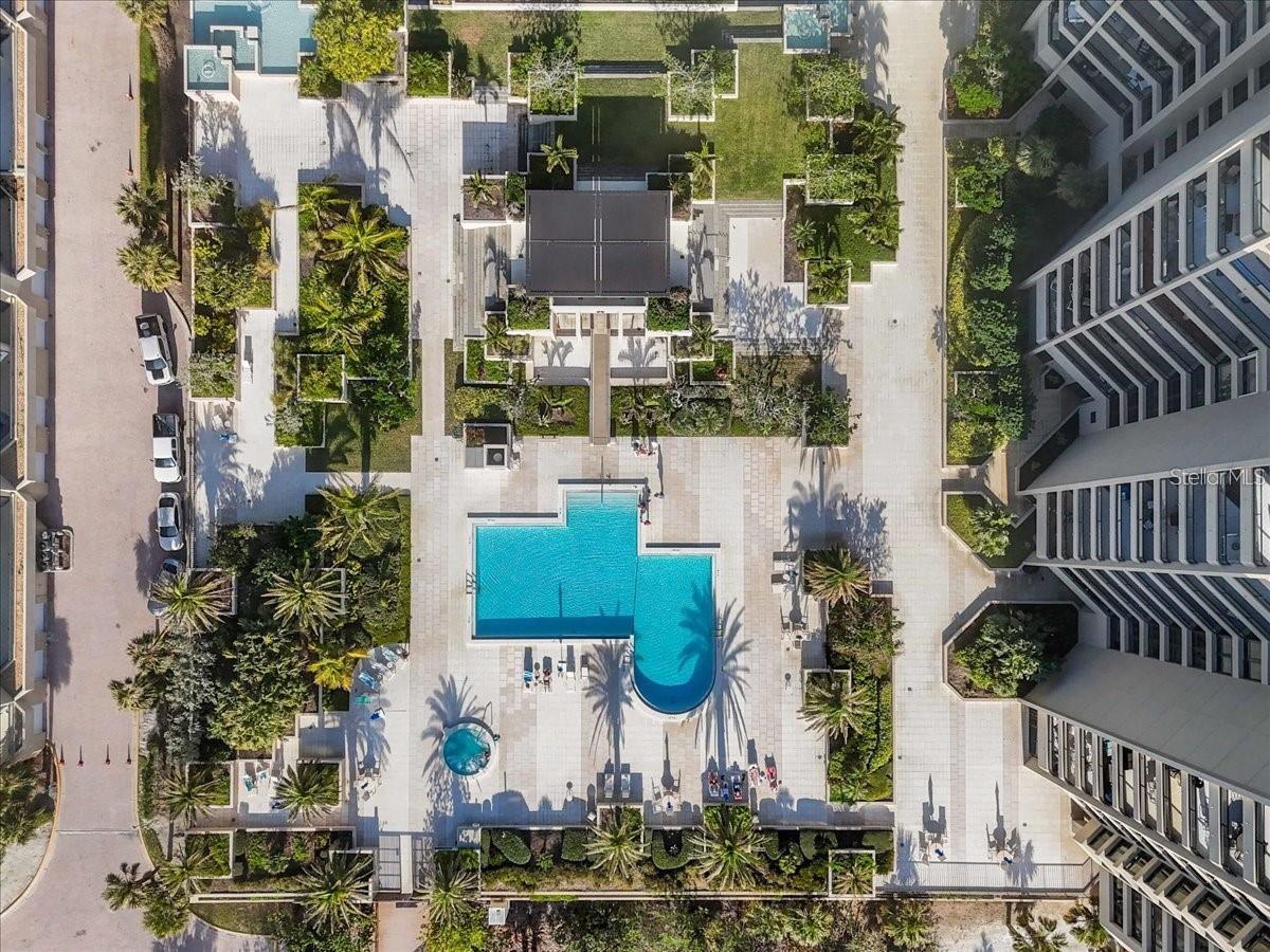 Image 51 of 56 For 1211 Gulf Of Mexico Drive 403