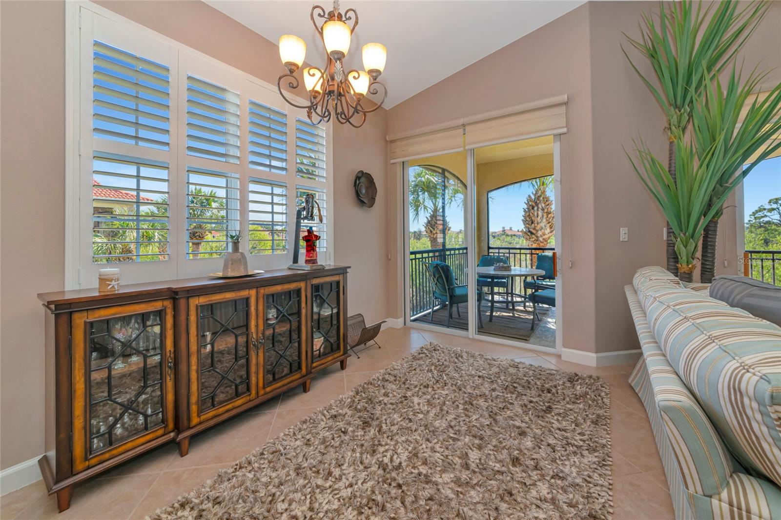 Image 24 of 87 For 206 Bella Vista Terrace 29c