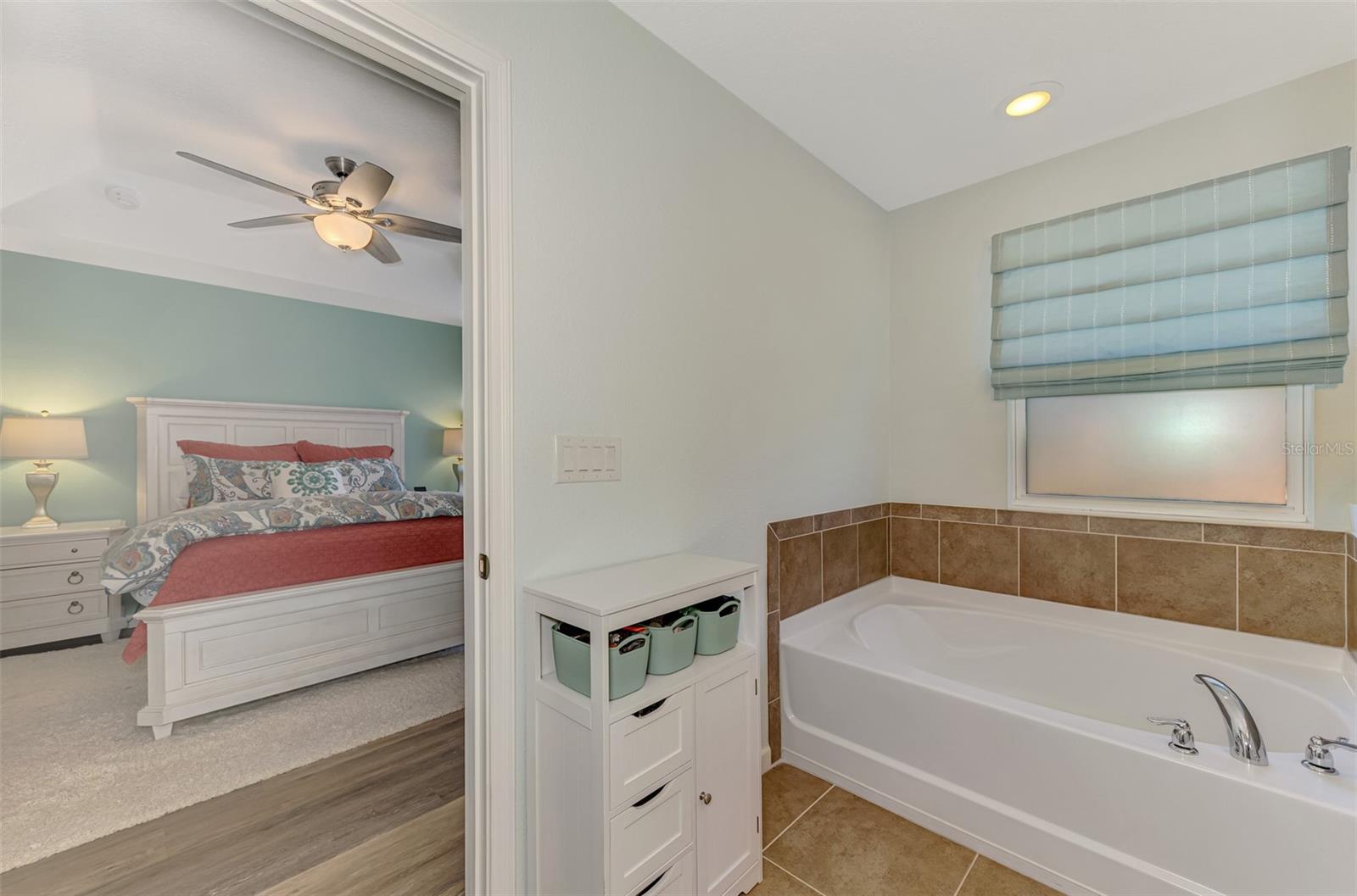 Image 39 of 65 For 12369 Trailhead Drive