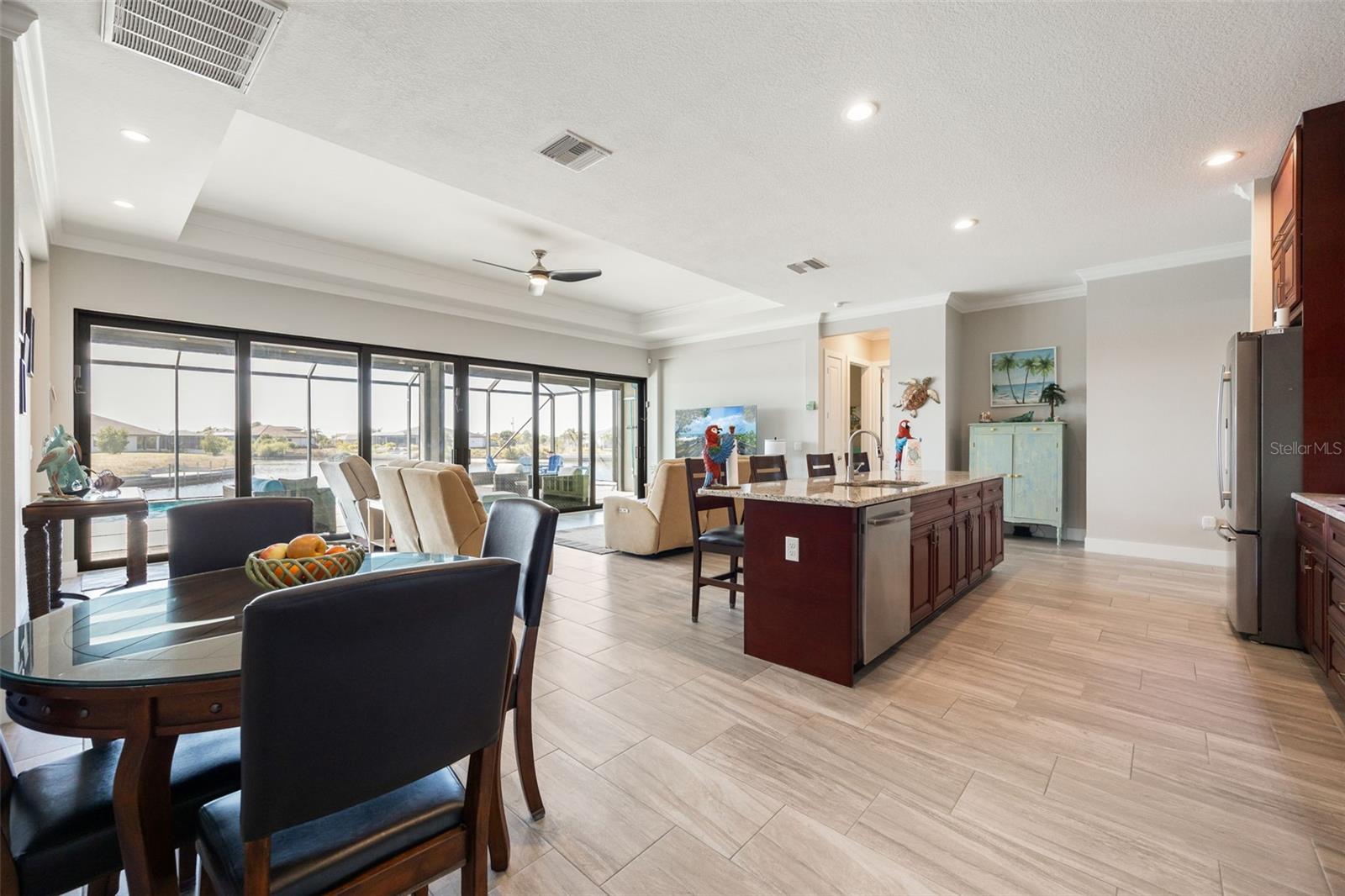 Image 18 of 52 For 4214 39th Lane