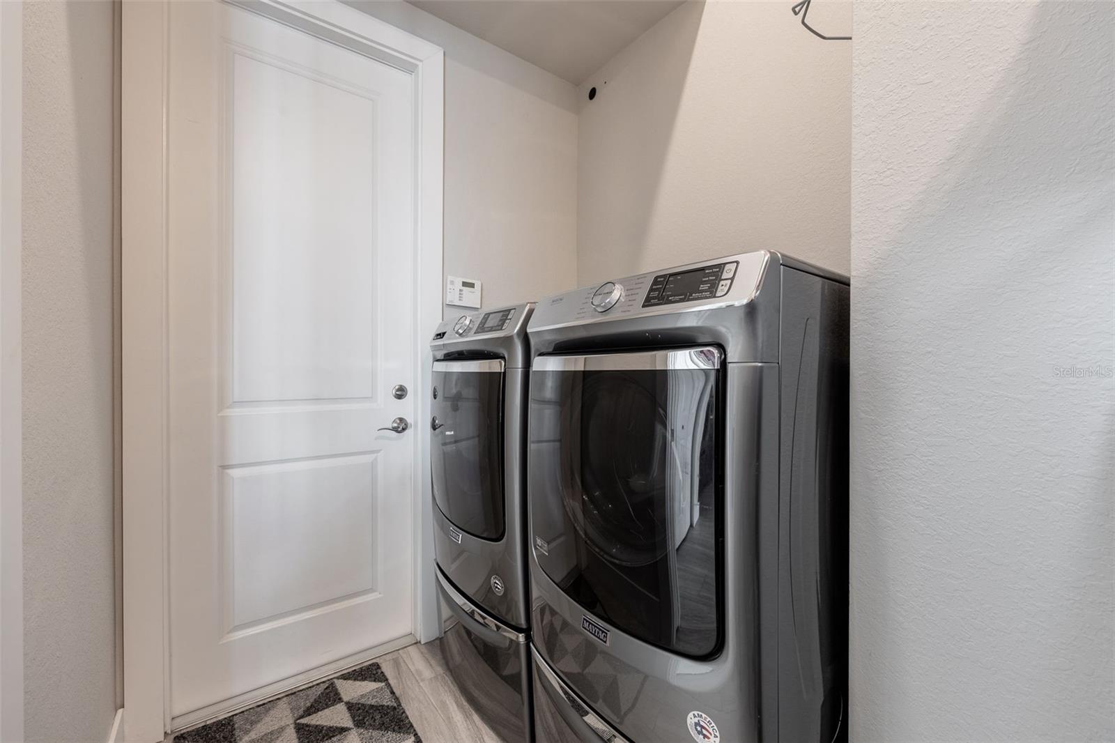 Image 32 of 52 For 4214 39th Lane