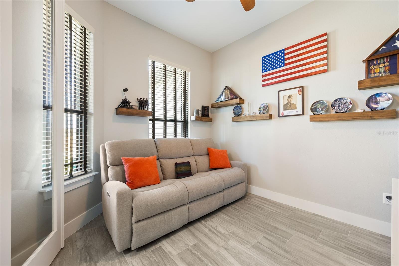 Image 9 of 52 For 4214 39th Lane