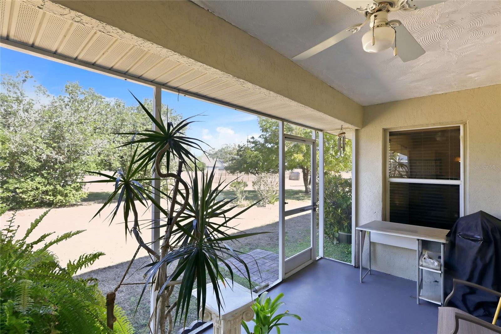 Image 18 of 49 For 4841 9th Avenue E