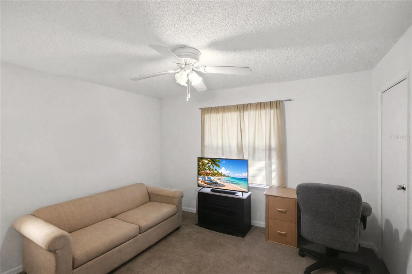 Image 32 of 49 For 4841 9th Avenue E