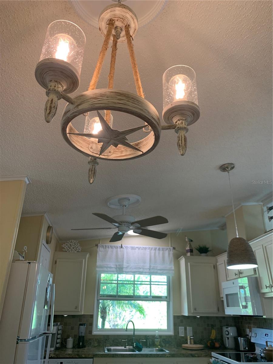 Image 14 of 44 For 8304 Princess Court