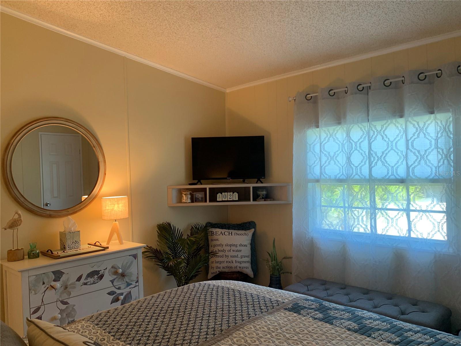 Image 21 of 44 For 8304 Princess Court