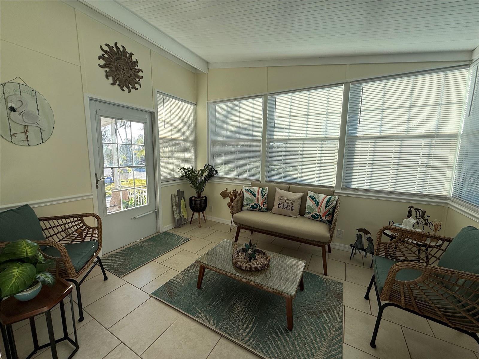 Image 4 of 44 For 8304 Princess Court