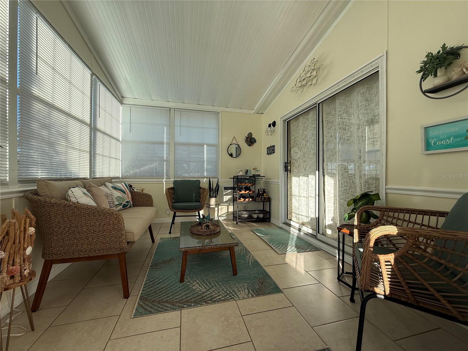 Image 5 of 44 For 8304 Princess Court