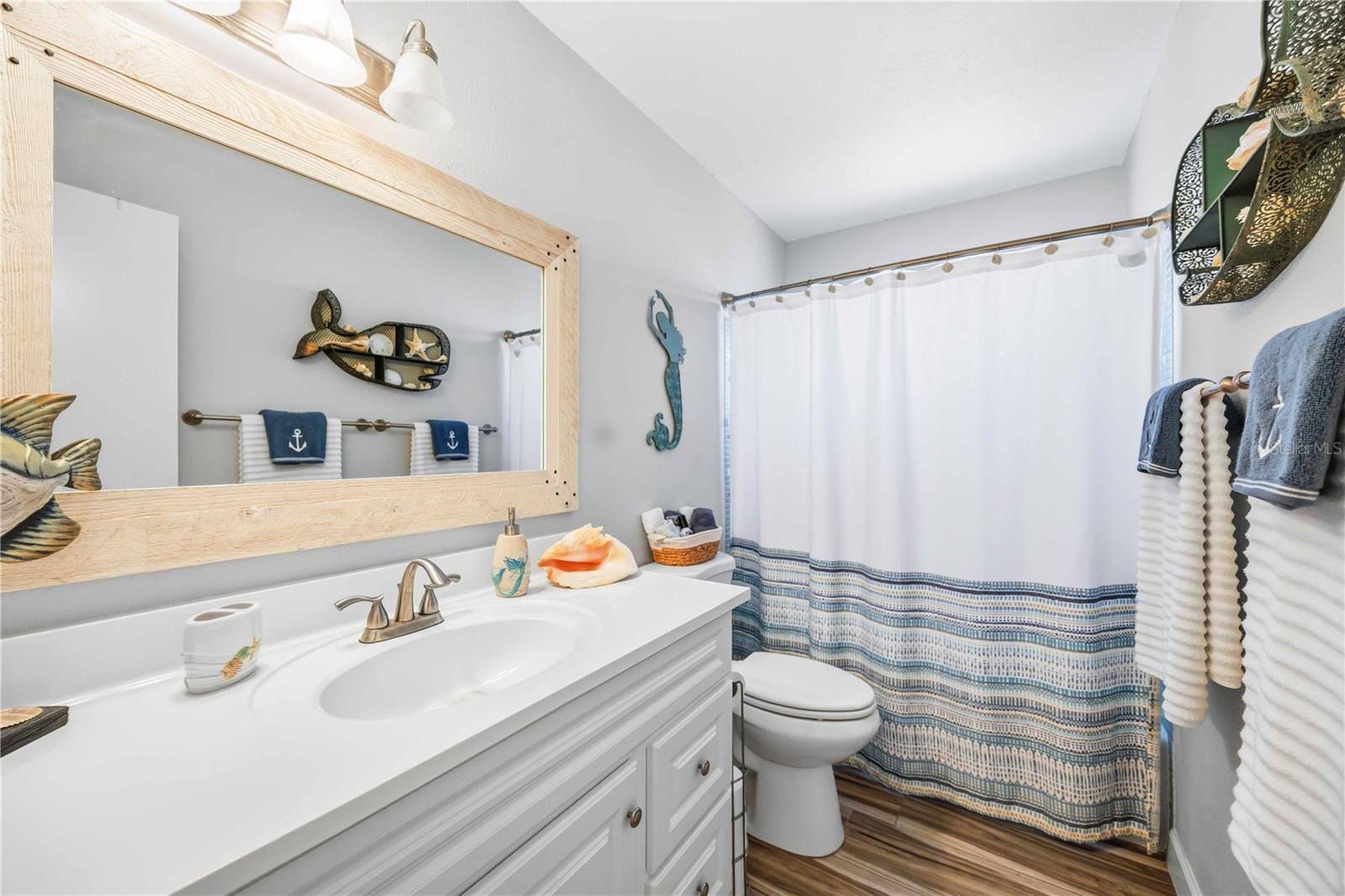 Image 28 of 67 For 9606 Valencia Cove