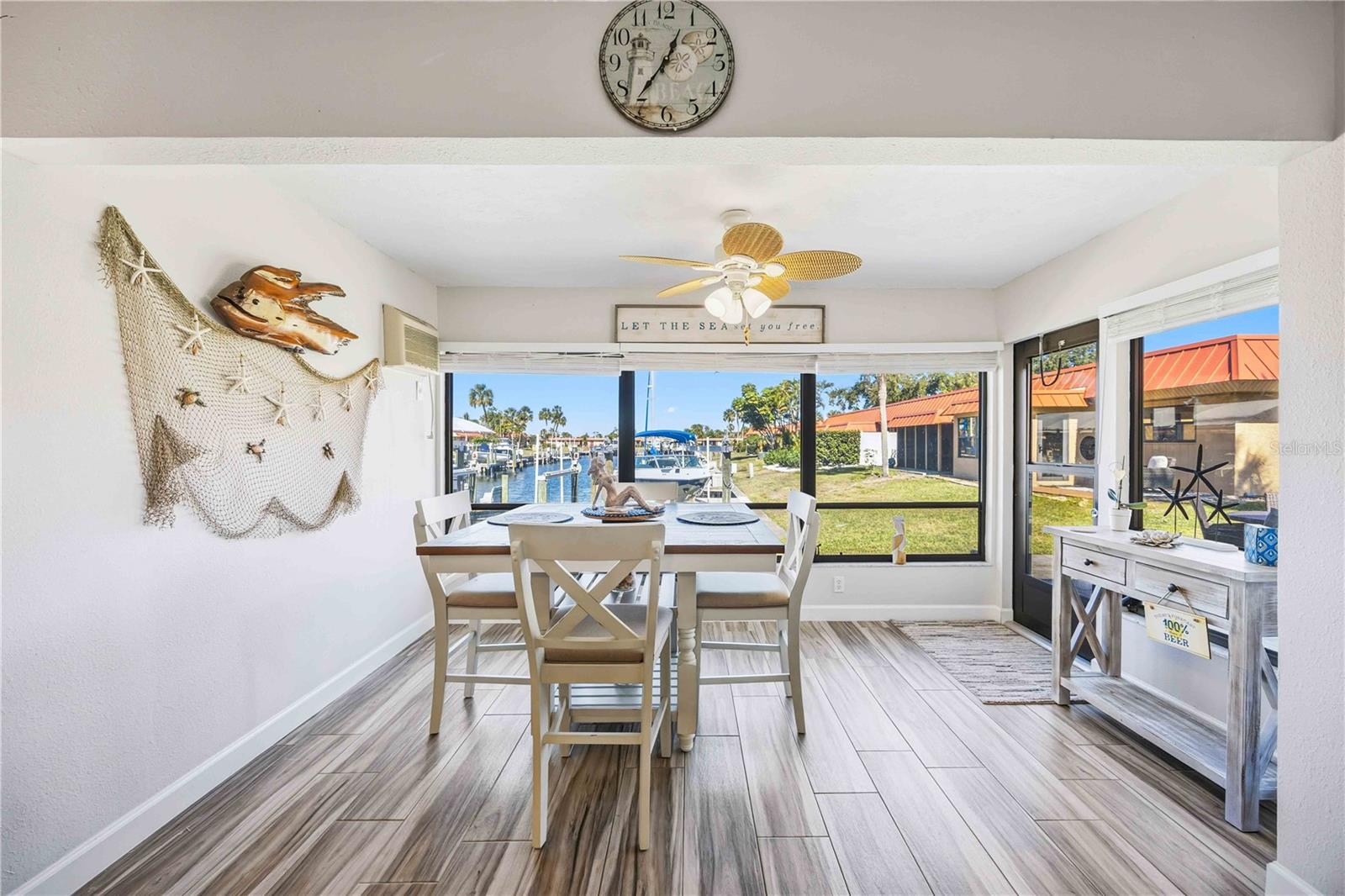 Image 4 of 67 For 9606 Valencia Cove