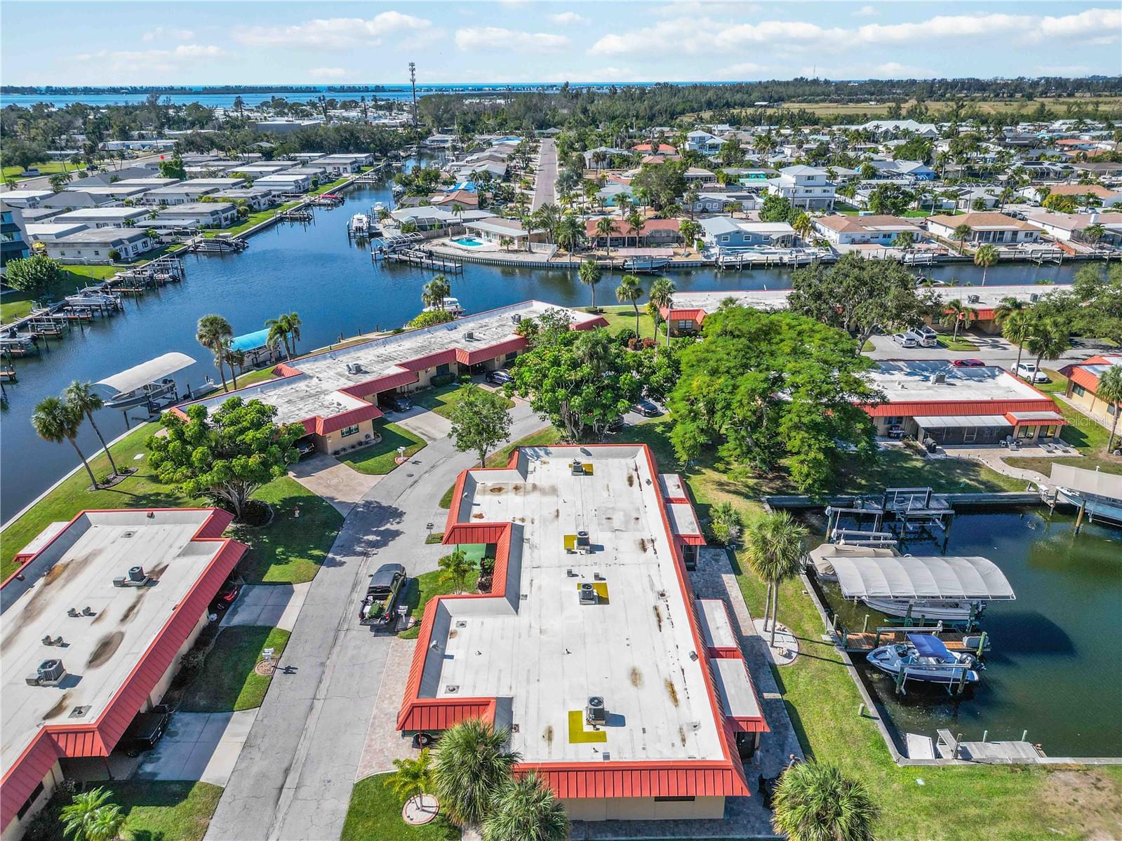 Image 60 of 67 For 9606 Valencia Cove