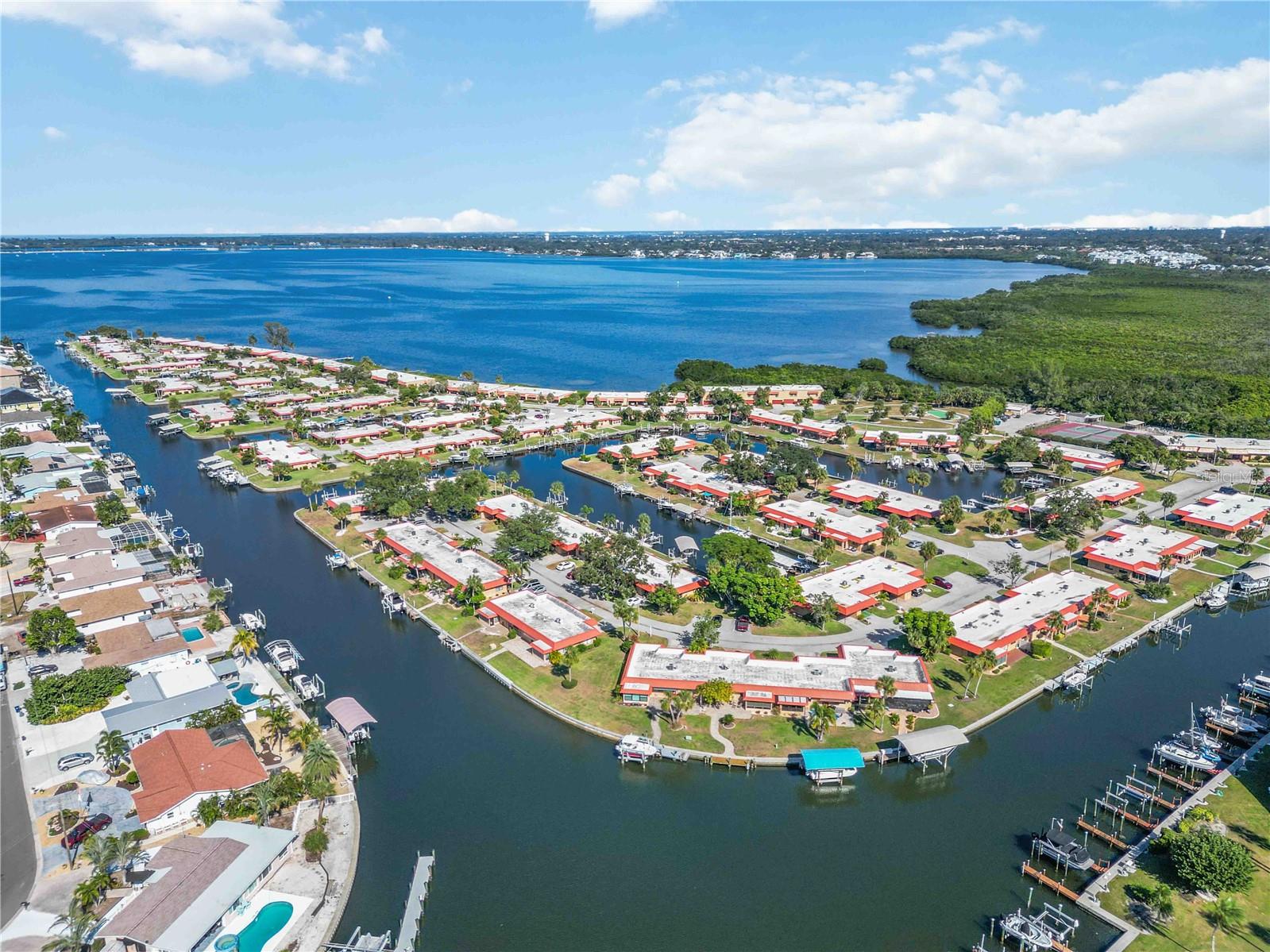 Image 61 of 67 For 9606 Valencia Cove