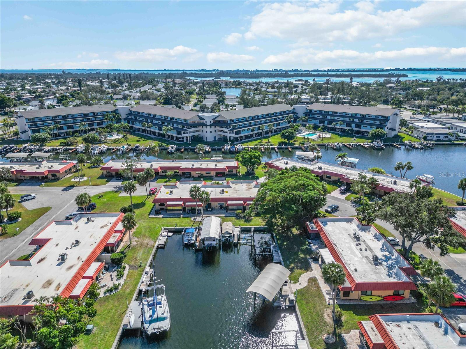 Image 66 of 67 For 9606 Valencia Cove