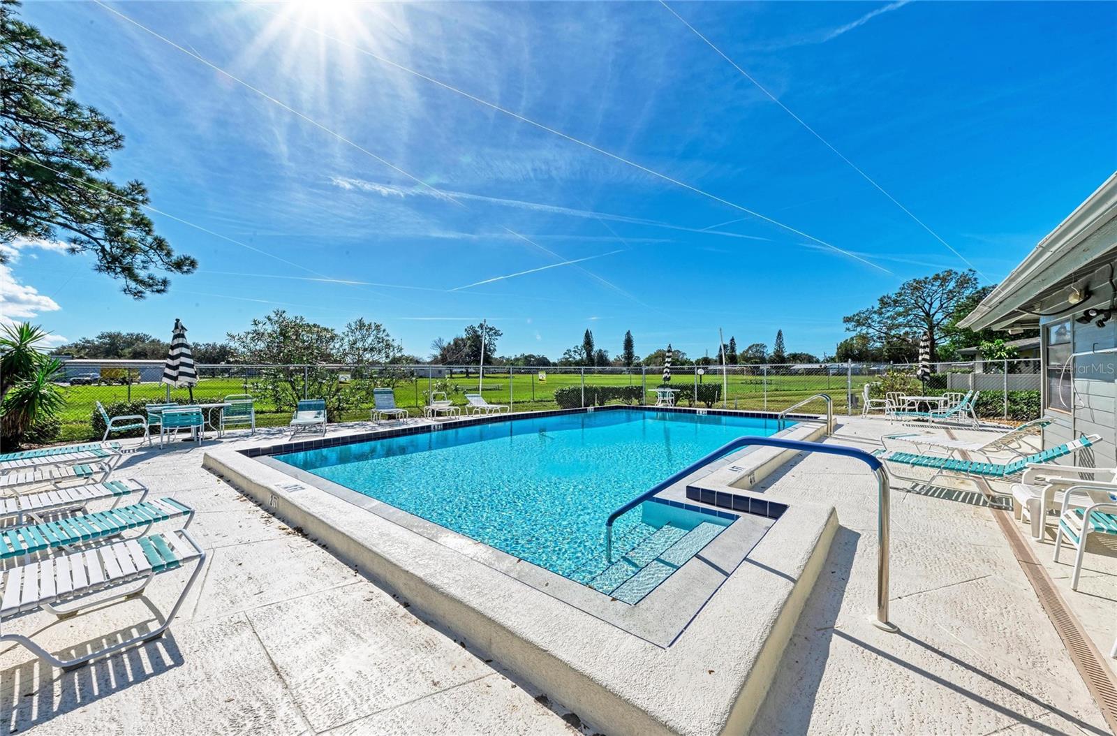 Image 18 of 28 For 2917 61st Street W 417