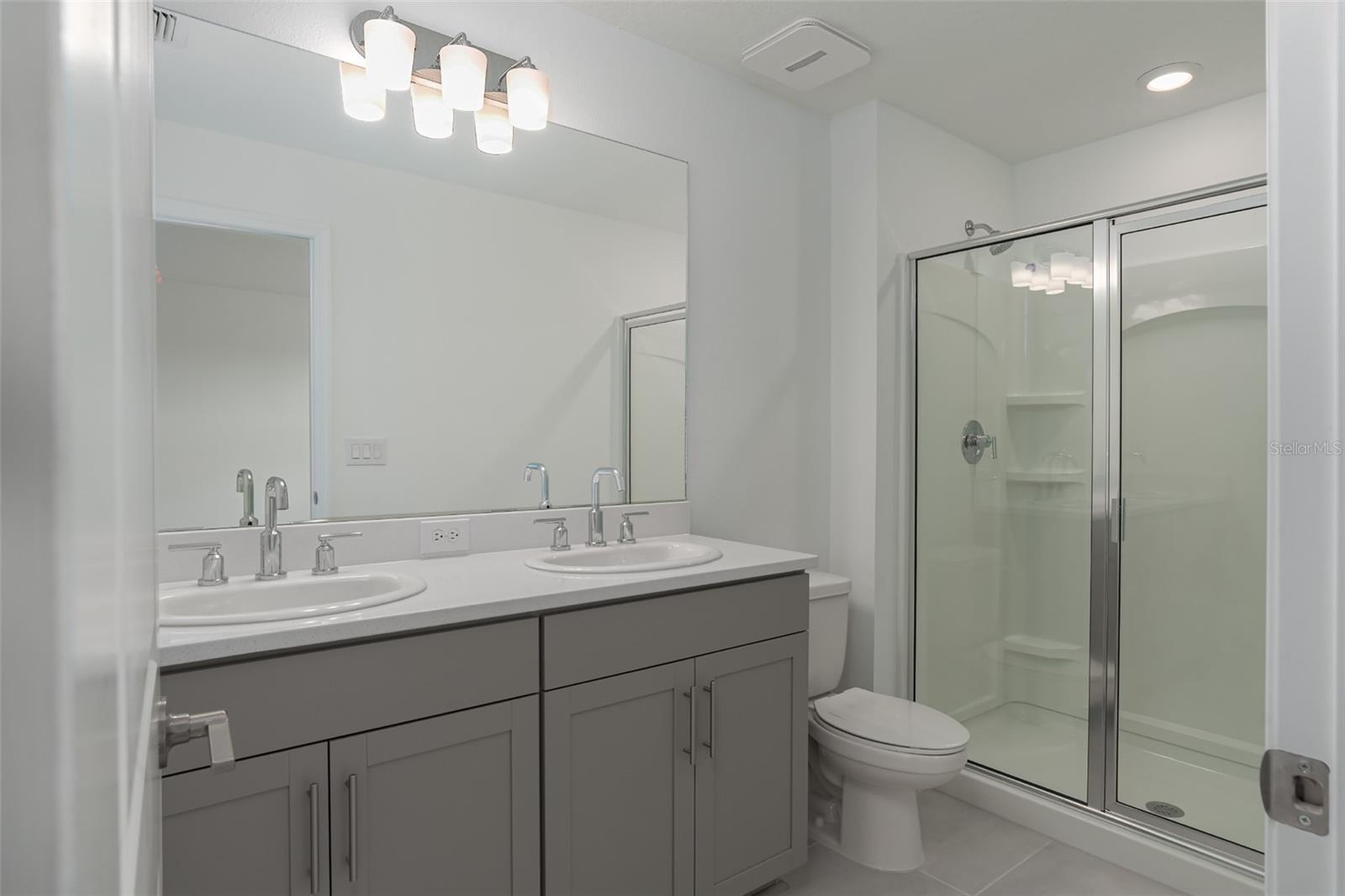 Image 11 of 29 For 11787 Glenside Terrace