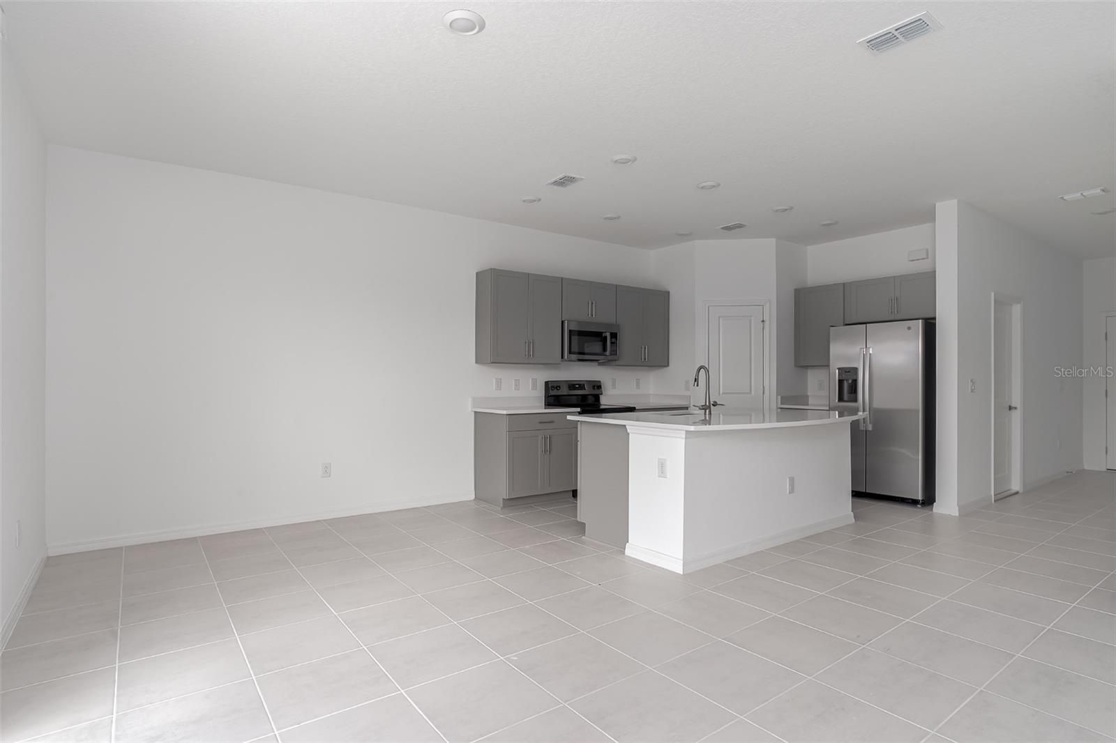 Image 4 of 29 For 11787 Glenside Terrace