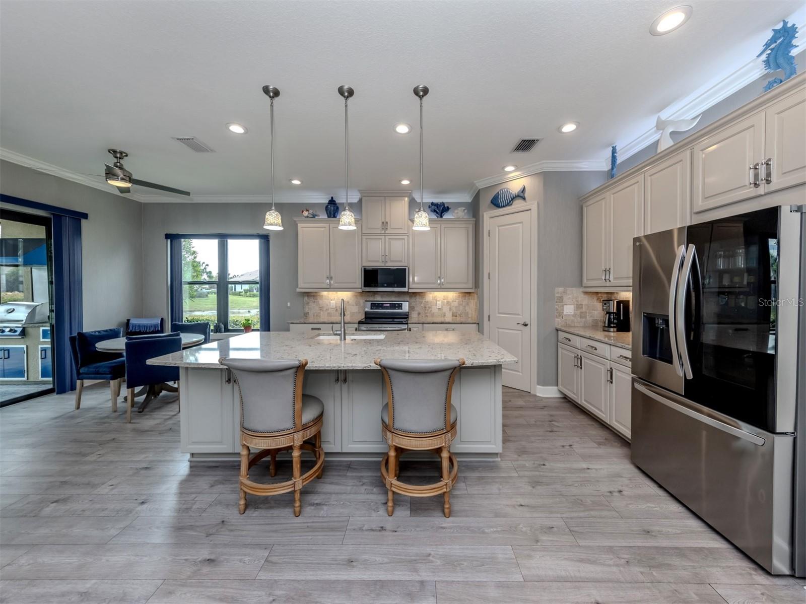 Image 11 of 54 For 5573 Semolino Street