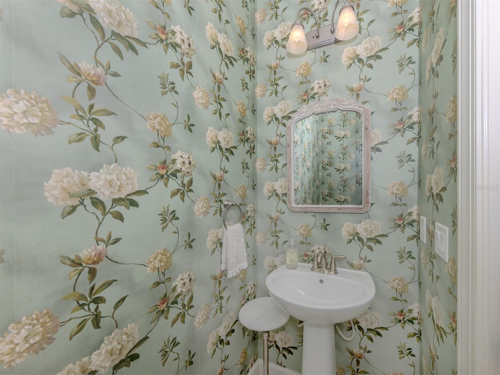 Image 22 of 54 For 5573 Semolino Street