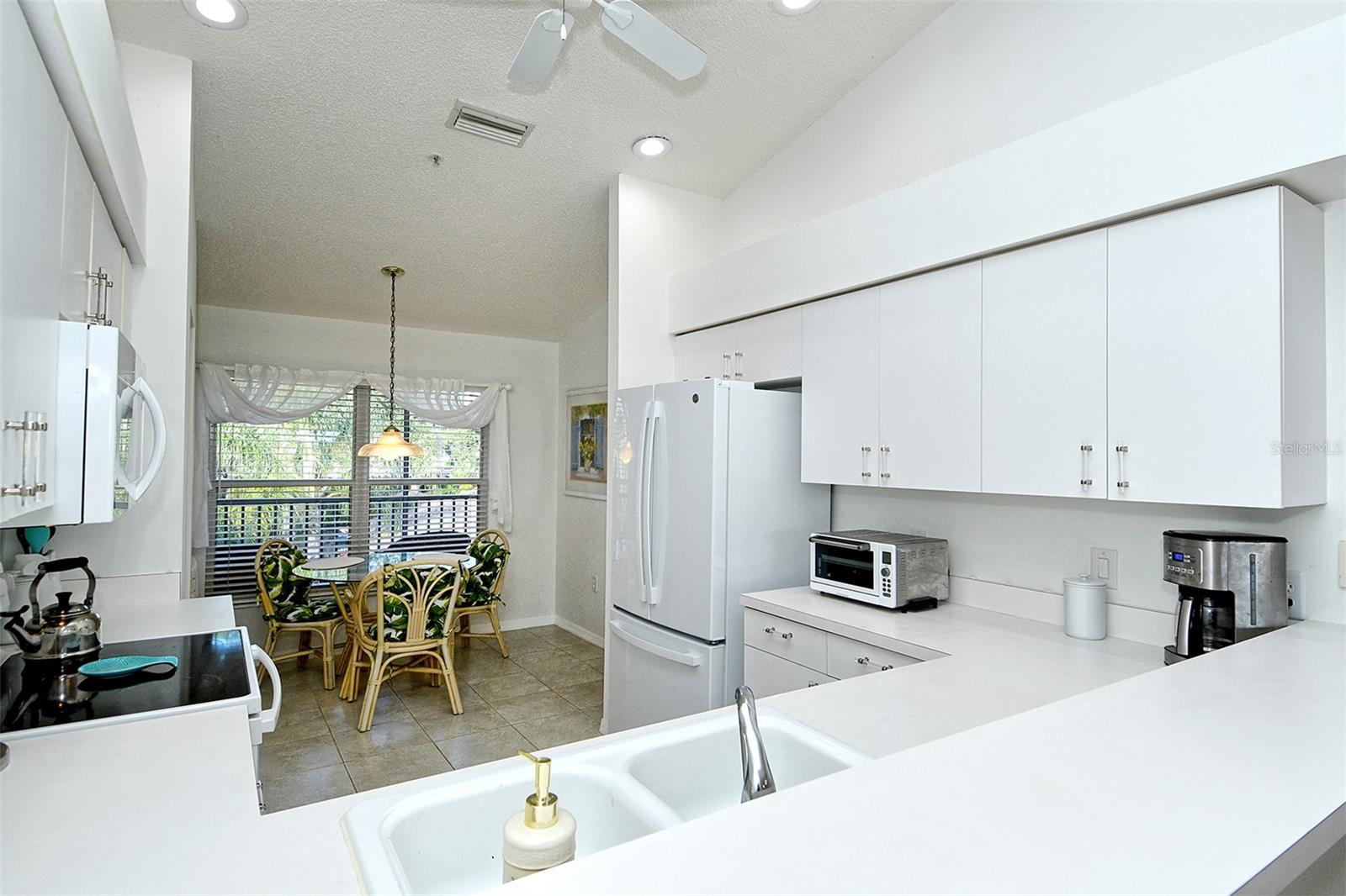 Image 17 of 54 For 5221 Mahogany Run Avenue 223