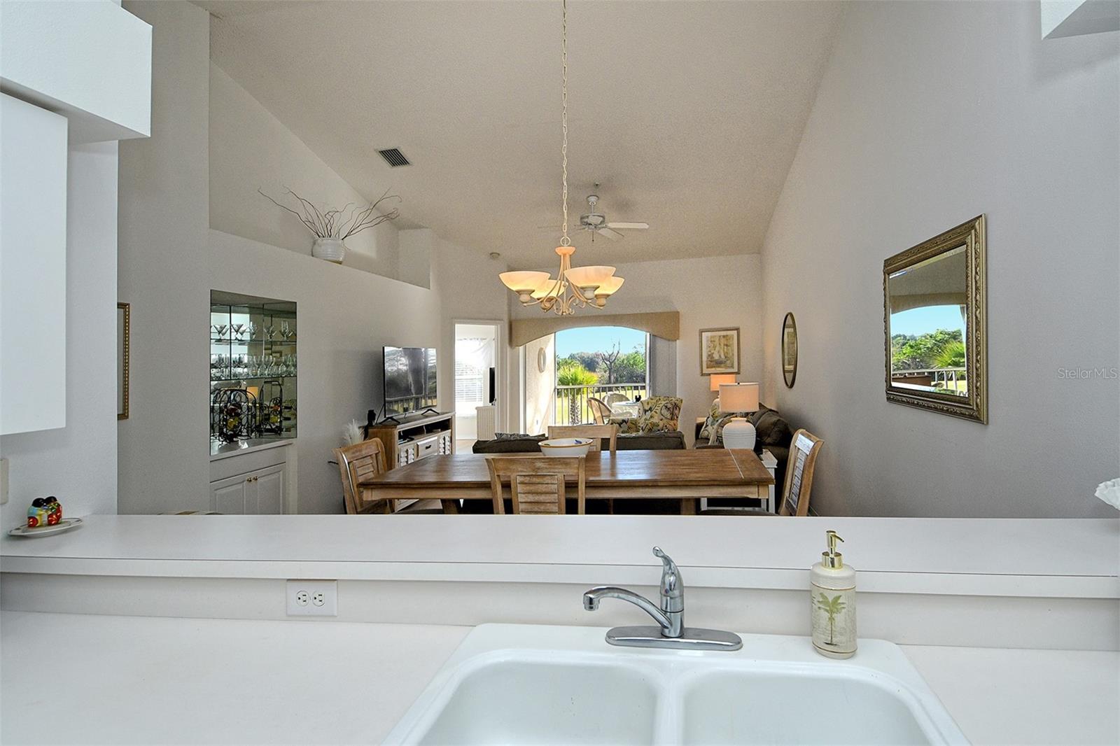 Image 22 of 54 For 5221 Mahogany Run Avenue 223