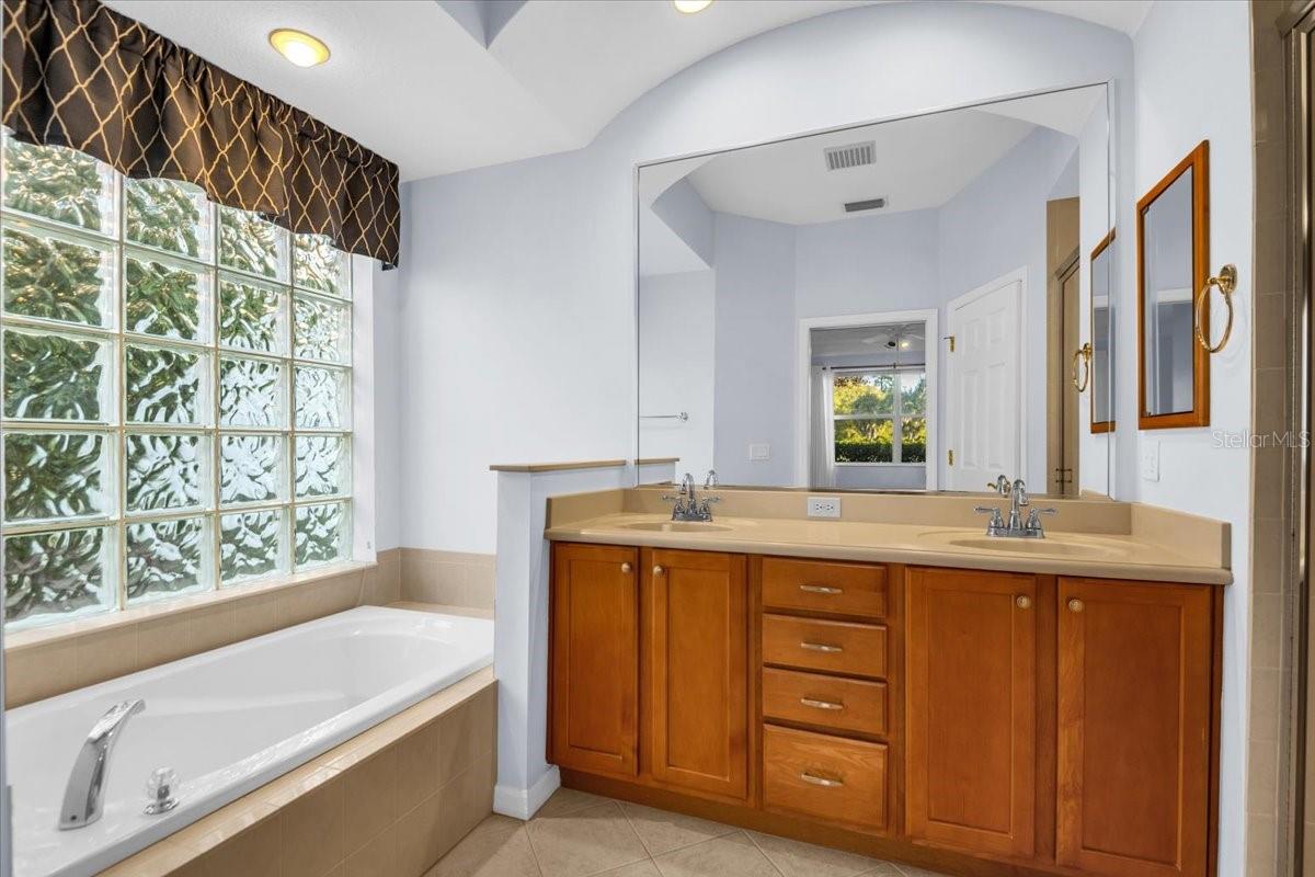 Image 21 of 60 For 7523 Birds Eye Terrace