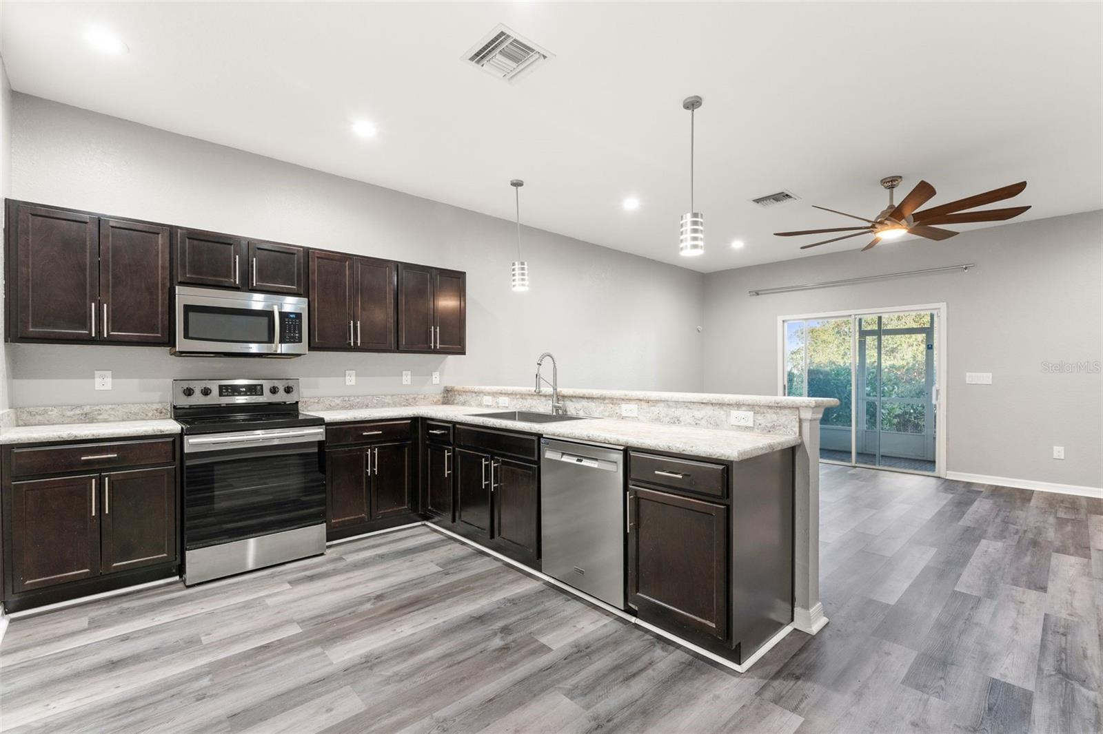 Image 11 of 50 For 4632 Vignette Way