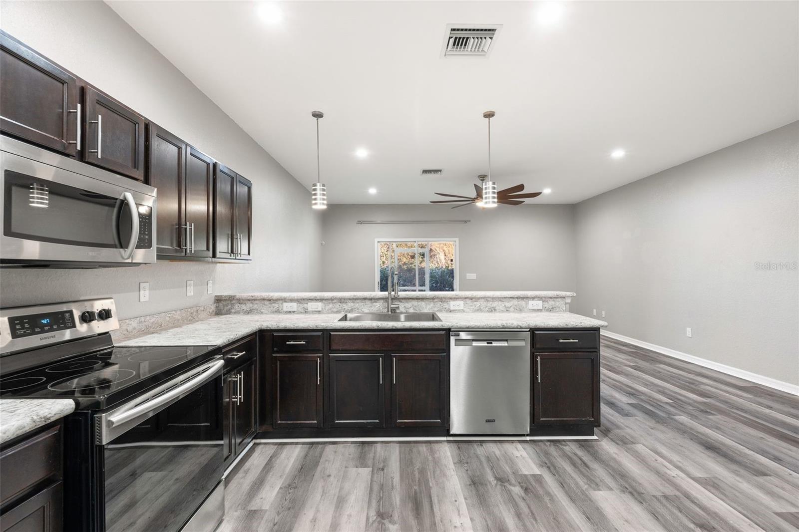 Image 13 of 50 For 4632 Vignette Way