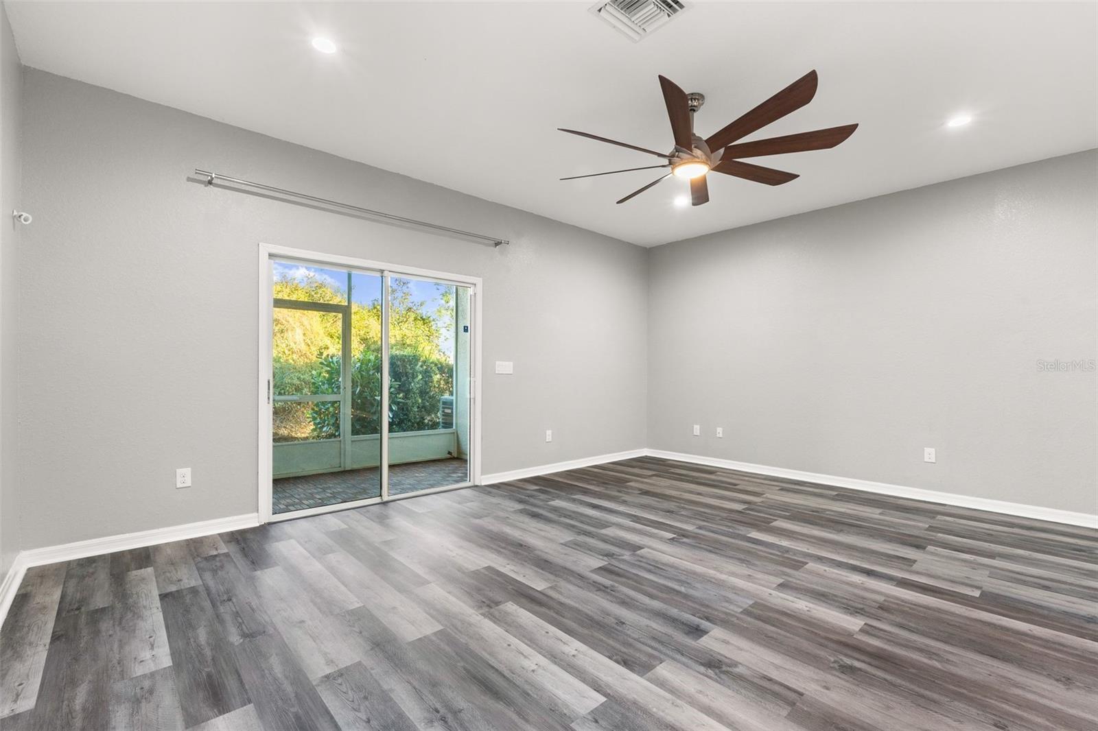 Image 21 of 50 For 4632 Vignette Way