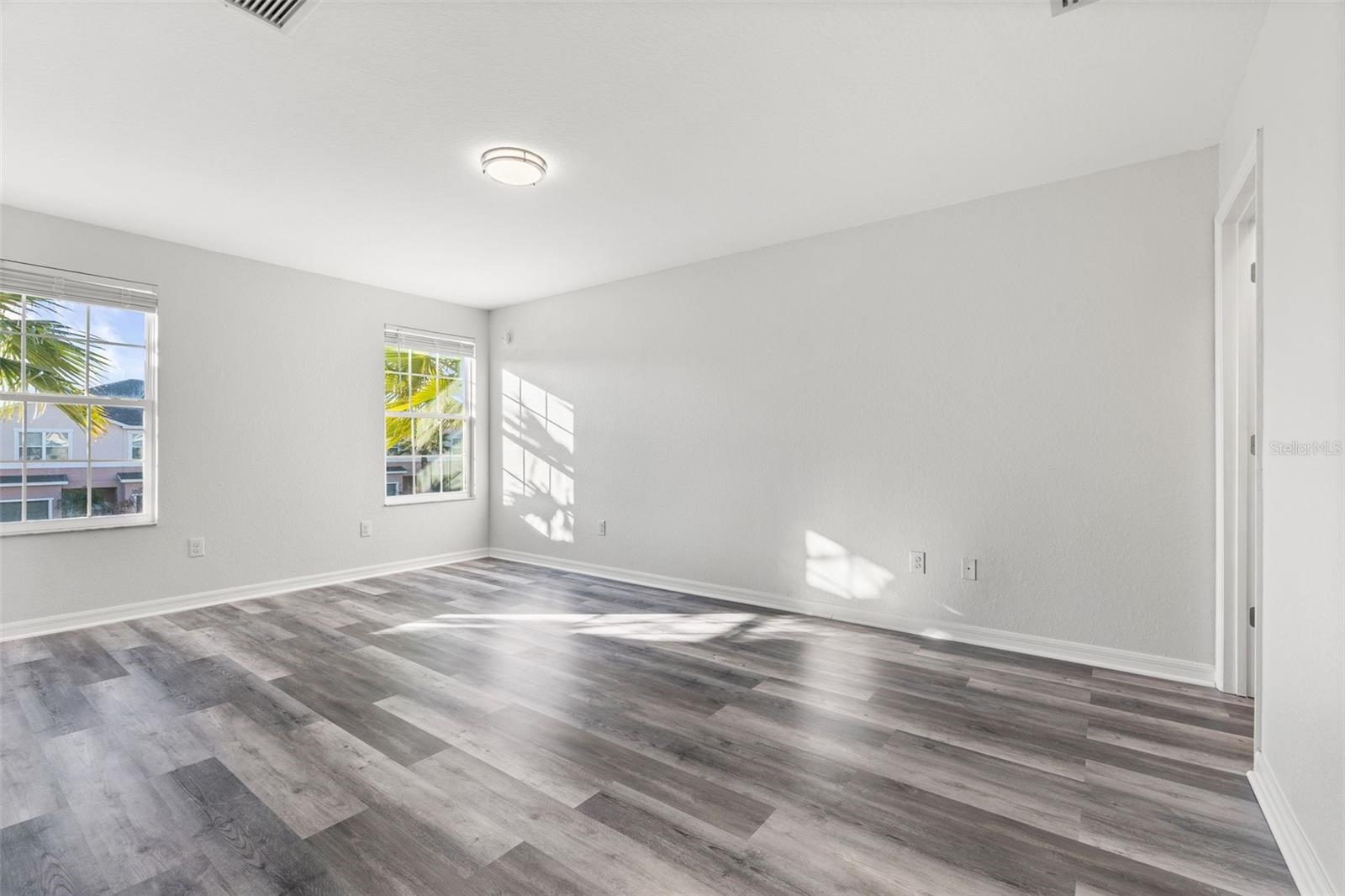 Image 25 of 50 For 4632 Vignette Way