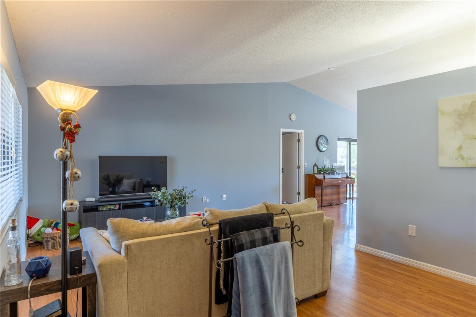 Image 14 of 48 For 8457 Cypress Lake Circle