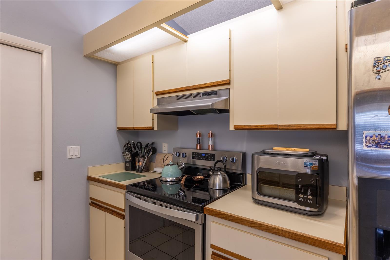 Image 42 of 48 For 8457 Cypress Lake Circle