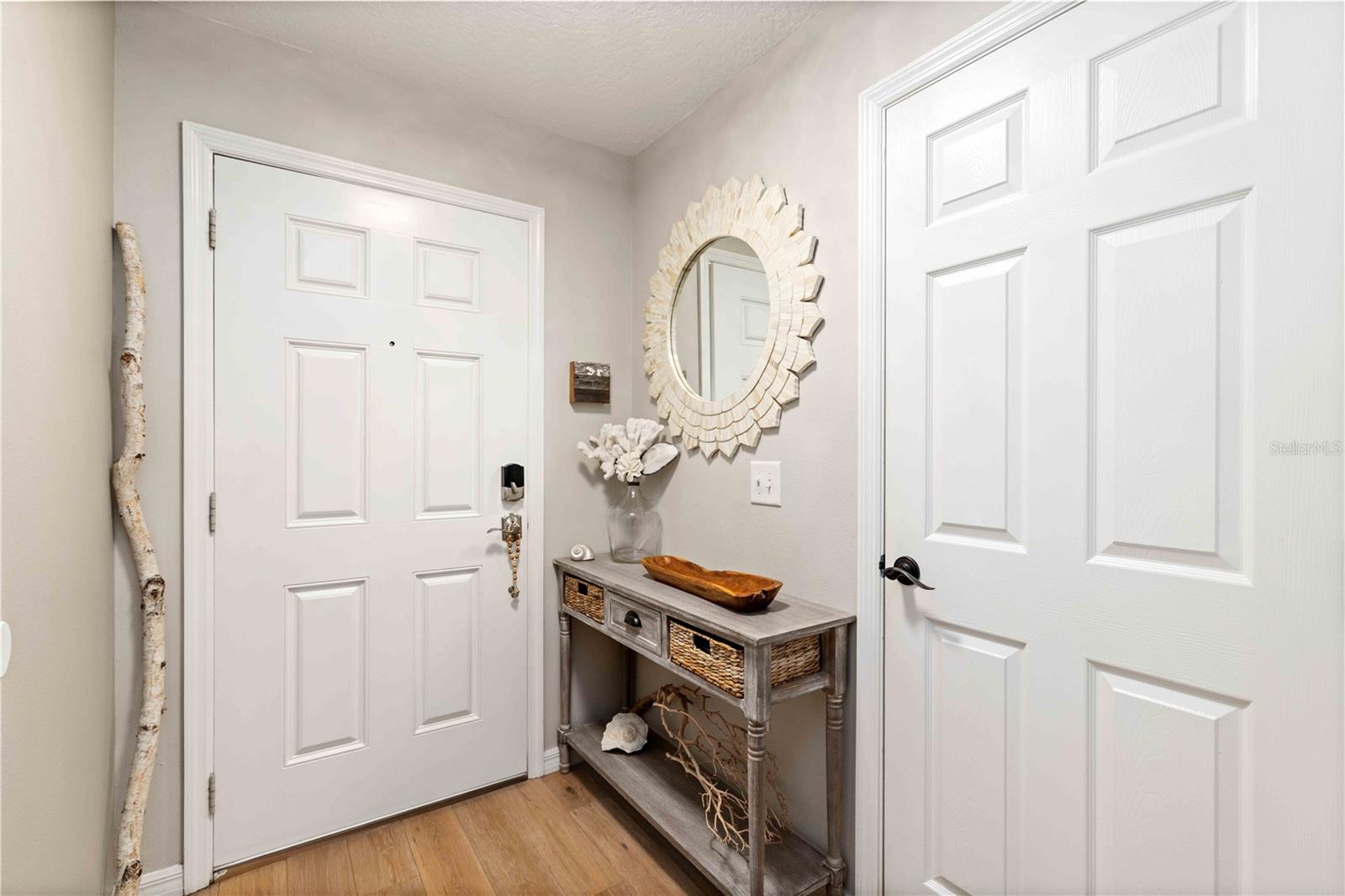 Image 3 of 57 For 9040 White Sage Loop