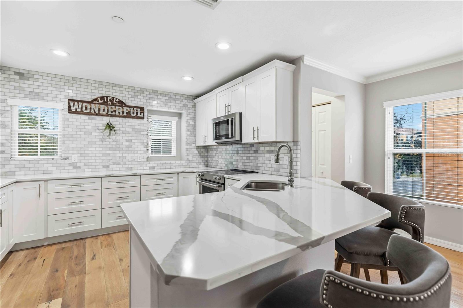 Image 37 of 57 For 9040 White Sage Loop