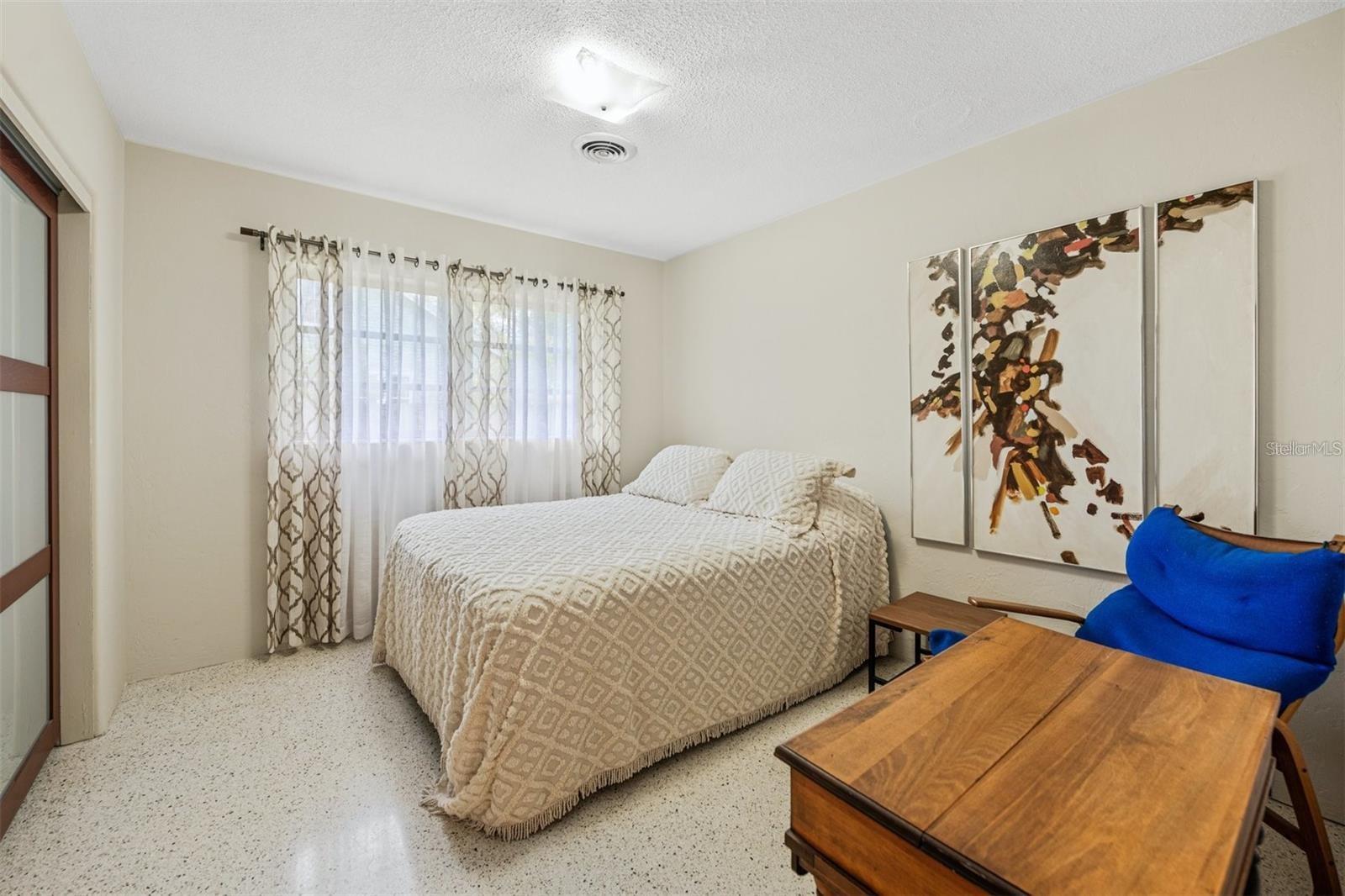 Image 18 of 31 For 1606 4th Street W