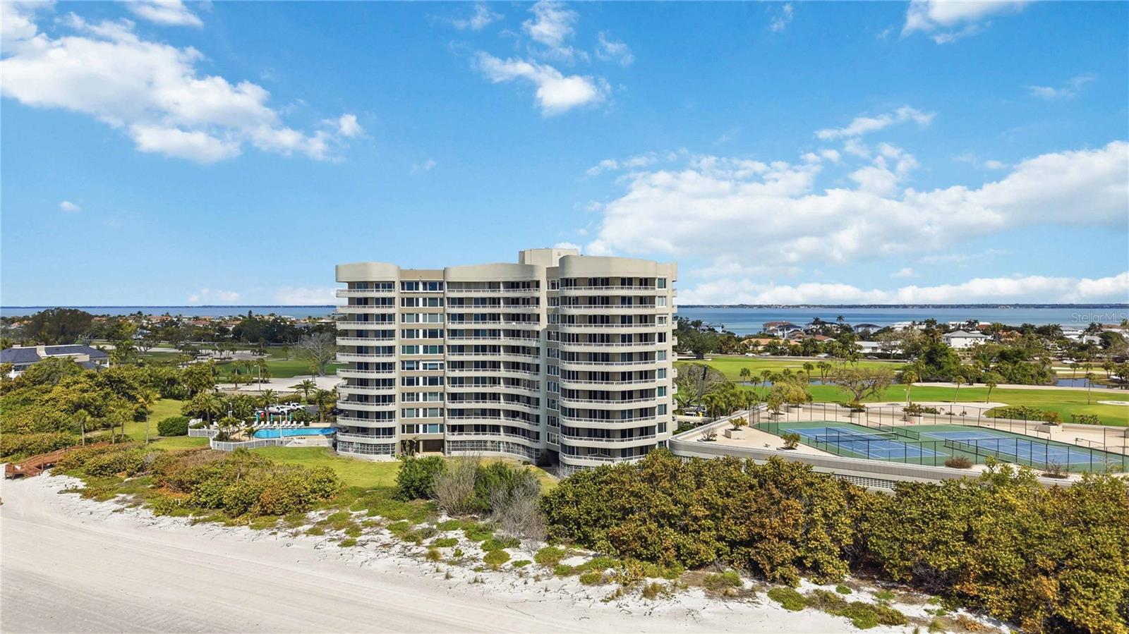 Image 29 of 30 For 775 Longboat Club Road 401