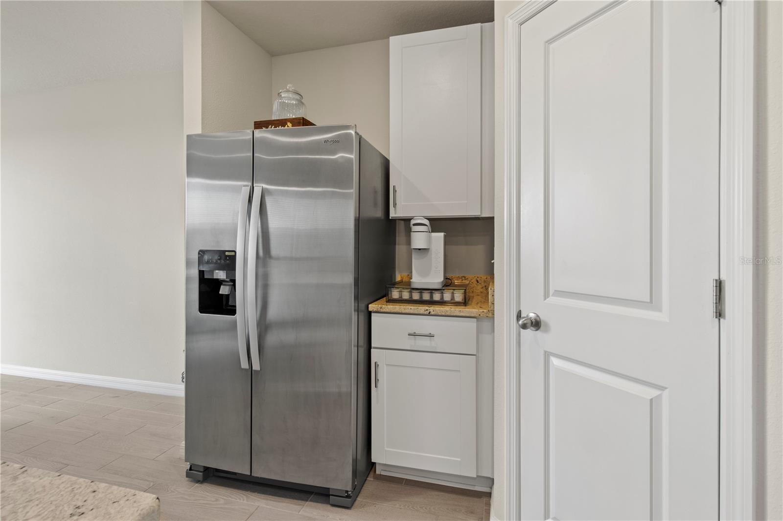 Image 13 of 90 For 10170 Daybreak Glen