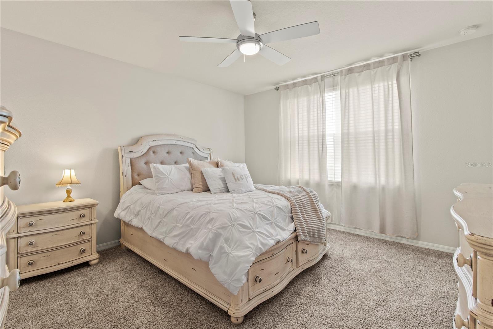 Image 25 of 90 For 10170 Daybreak Glen