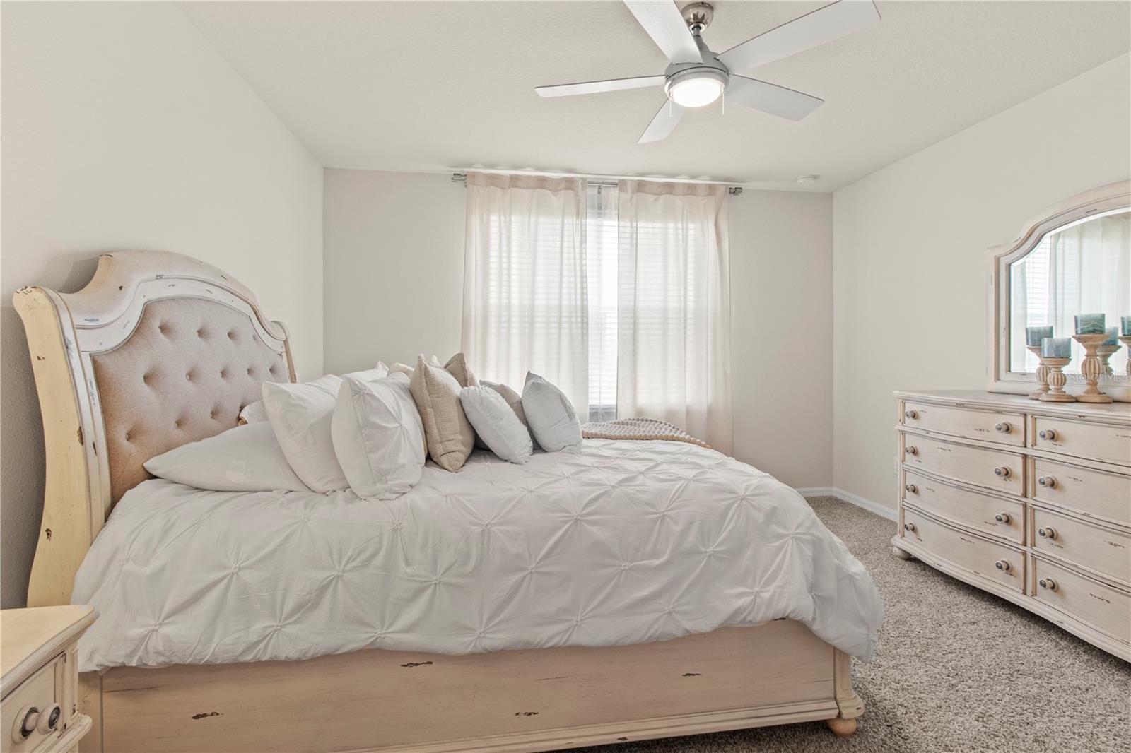 Image 27 of 90 For 10170 Daybreak Glen