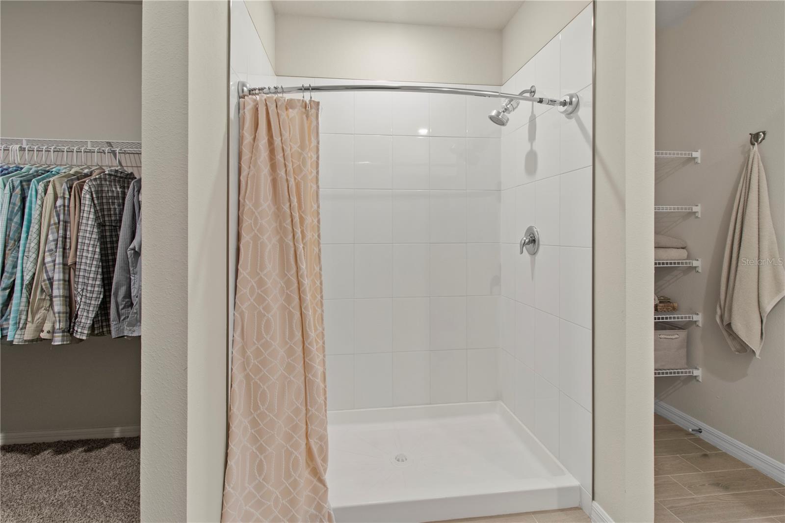 Image 30 of 90 For 10170 Daybreak Glen