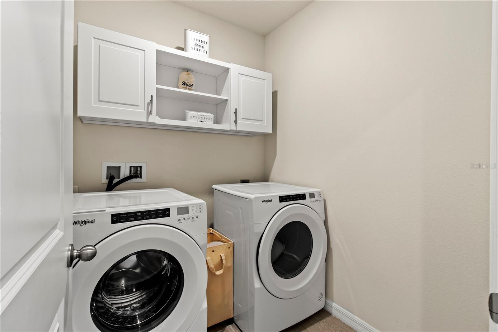 Image 41 of 90 For 10170 Daybreak Glen