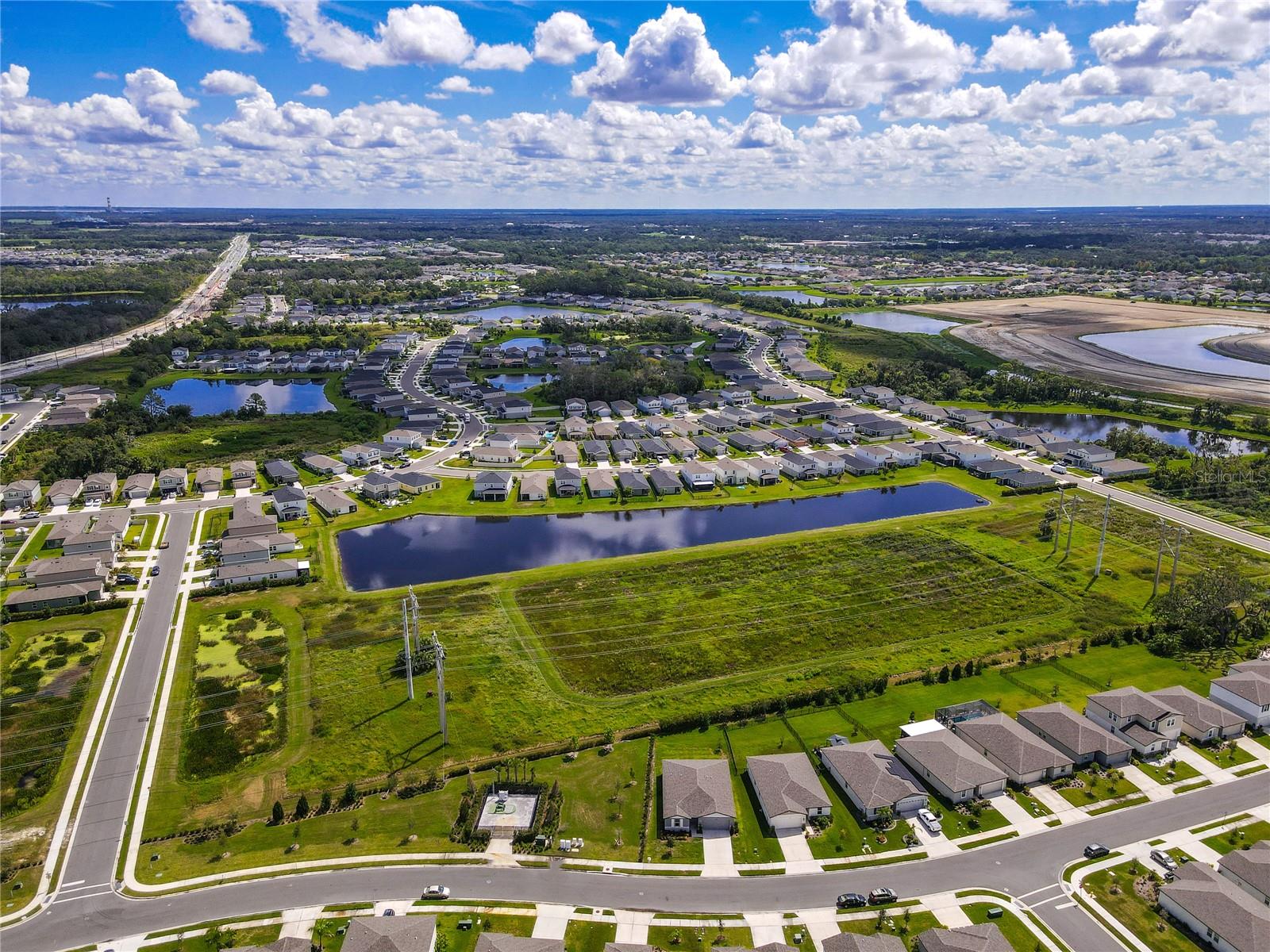 Image 49 of 90 For 10170 Daybreak Glen